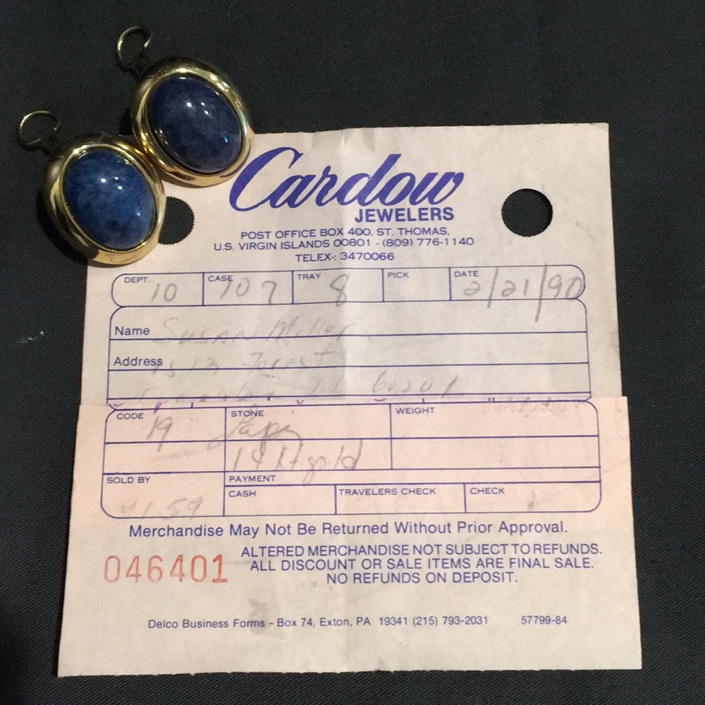 Lapis cabochon 14K gold pierced earrings. Reduced price is FIRM - Picture 10 of 12